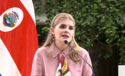 Laura Fernández lamenta reelección de Carlo Díaz y lo acusa de utilizar políticamente la justicia