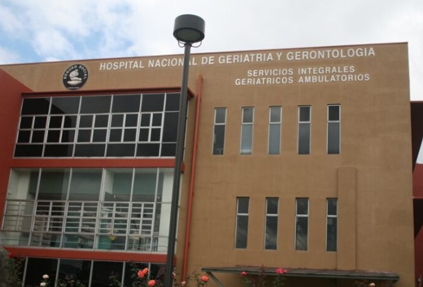 ¿Alcanzará el nuevo Hospital Geriátrico para atender el envejecimiento poblacional? CCSS revisa estudios