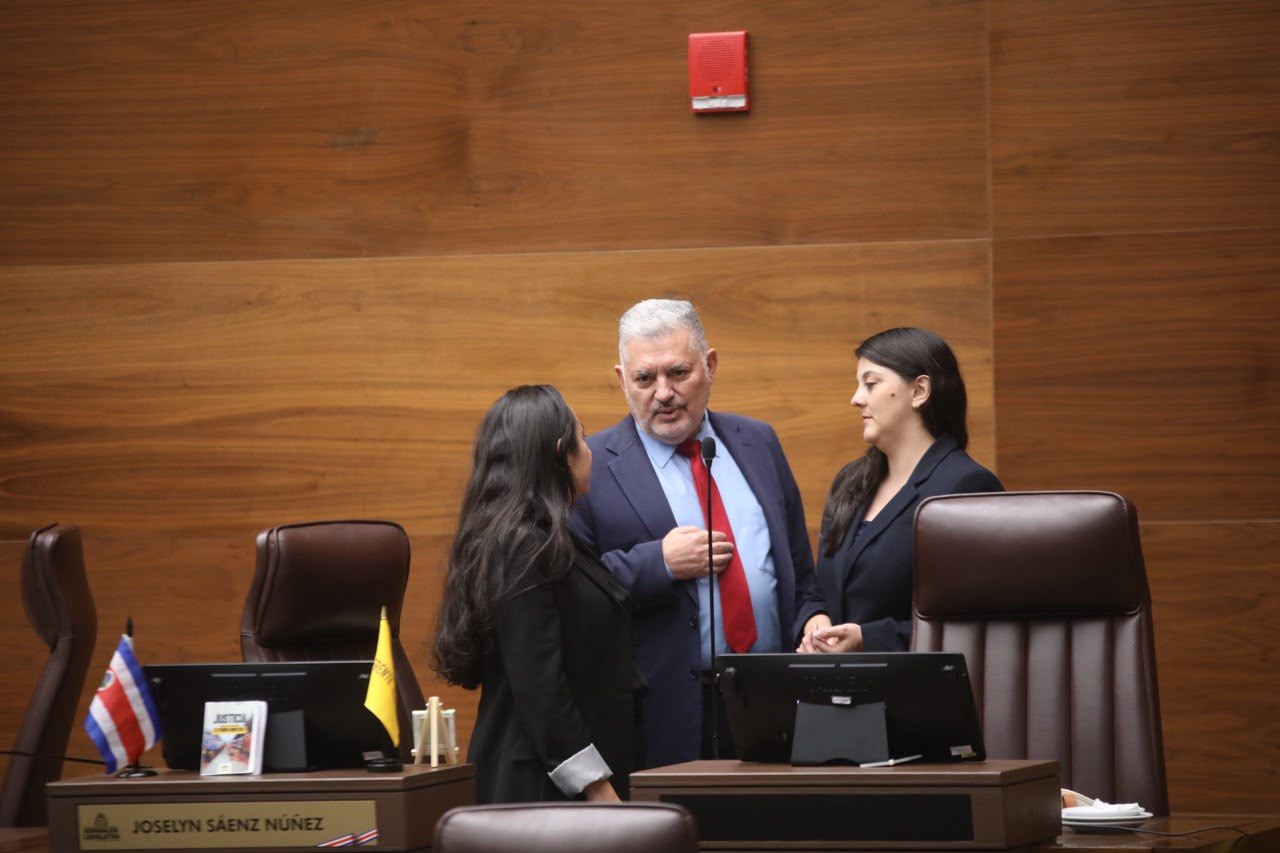 Oficialismo votará por magistrados suplentes cuando nómina esté completa y niega querer ‘atrasar’ el proceso
