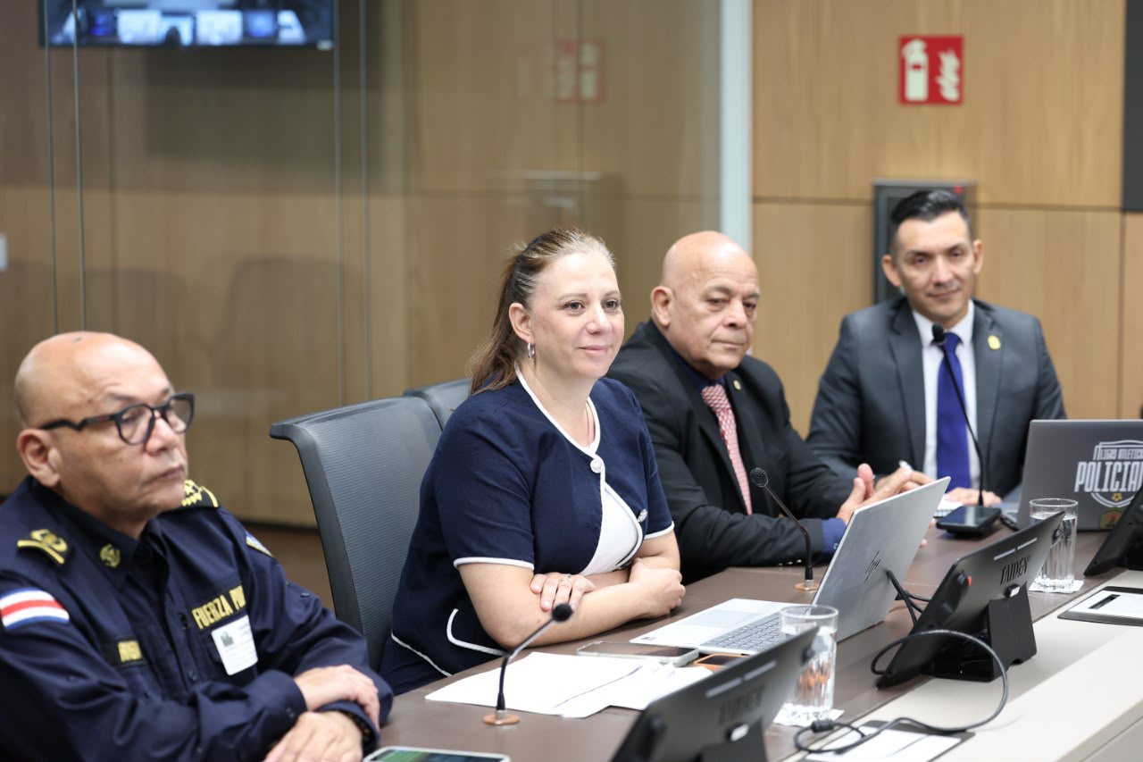 Seguridad defiende presupuesto para 2027 pese a reducción de más de ₡8 mil millones