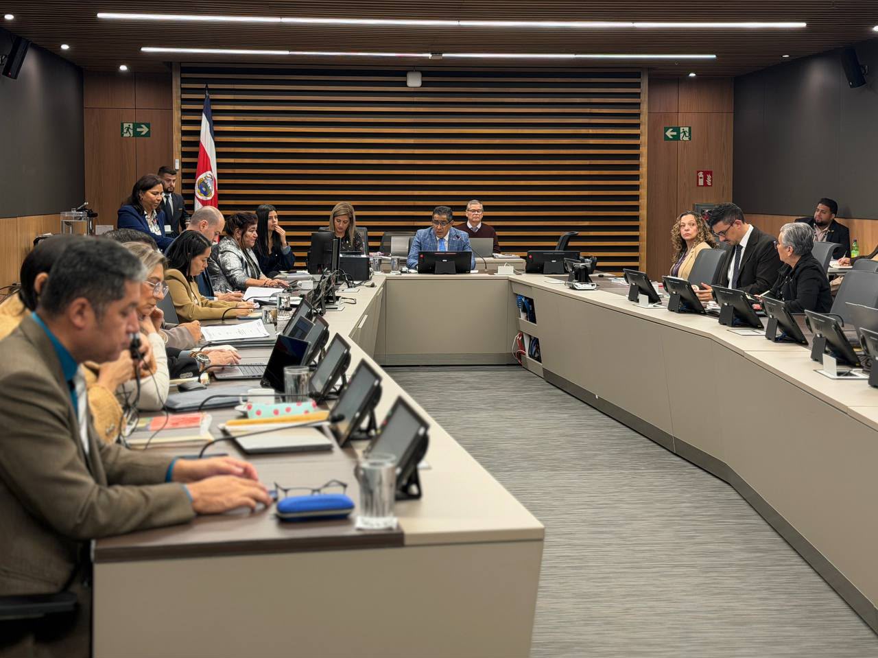 Diputados se enfrentaron por recursos para el Poder Judicial durante discusión de mociones del Presupuesto Nacional